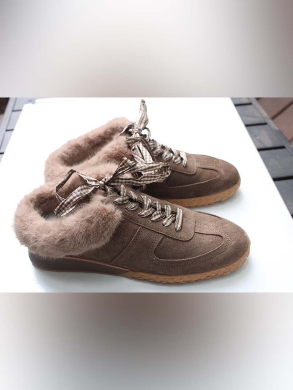 NWOT Dolce Vita Izzey plush sneakers